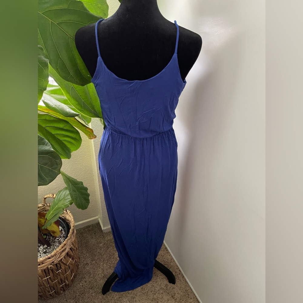 Blue Dress - Picture 5 of 6